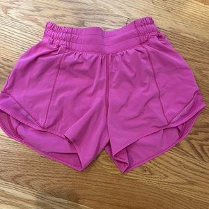 Lululemon Hottie Hot 2.5 Low Rise - sz 2